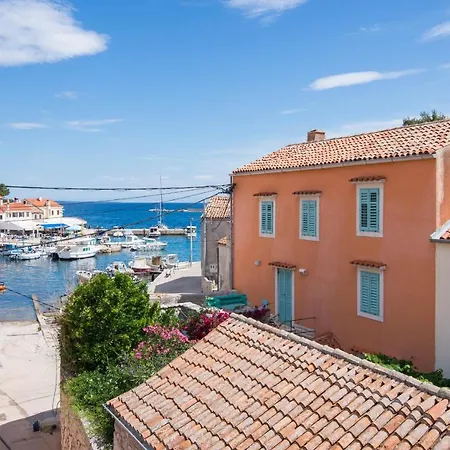 Ivana C6 Apartamento