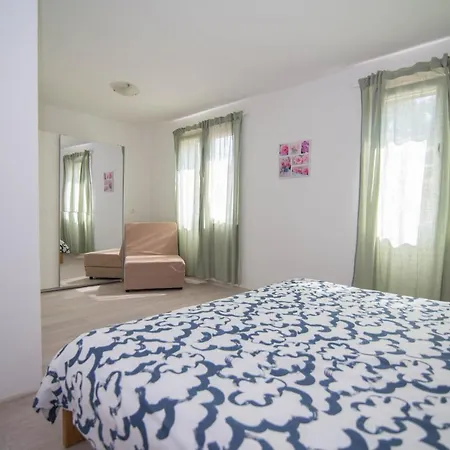 Apartment Ivana C6
